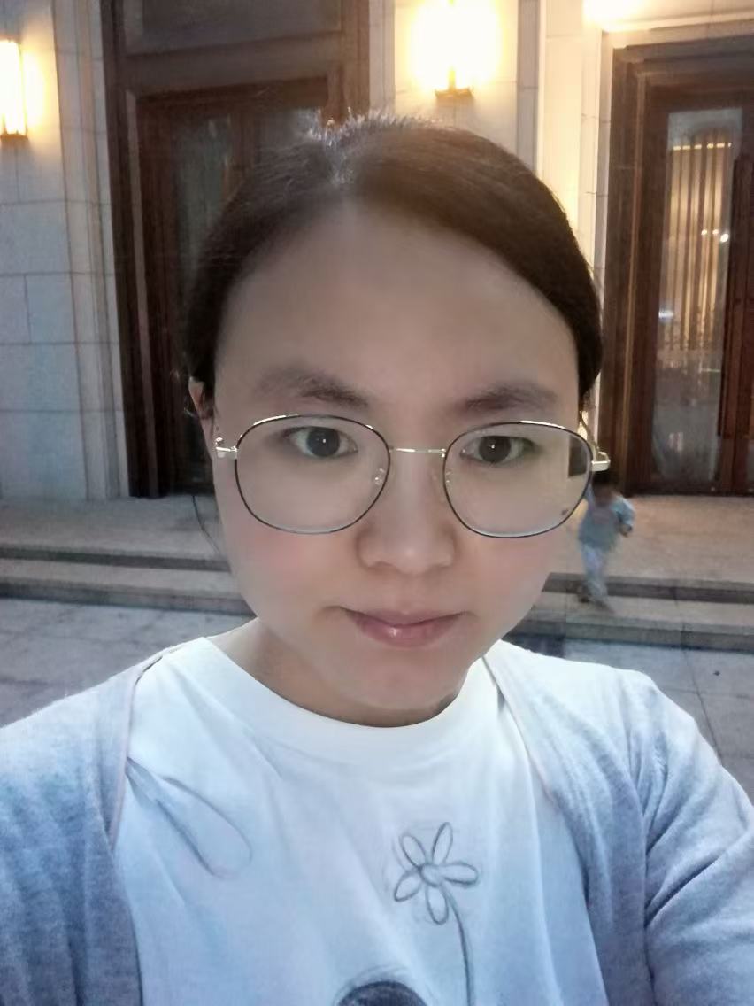 田晓霞